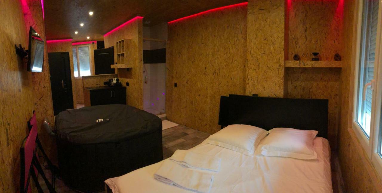 Le Boudoir Appartamento Montrouge Esterno foto